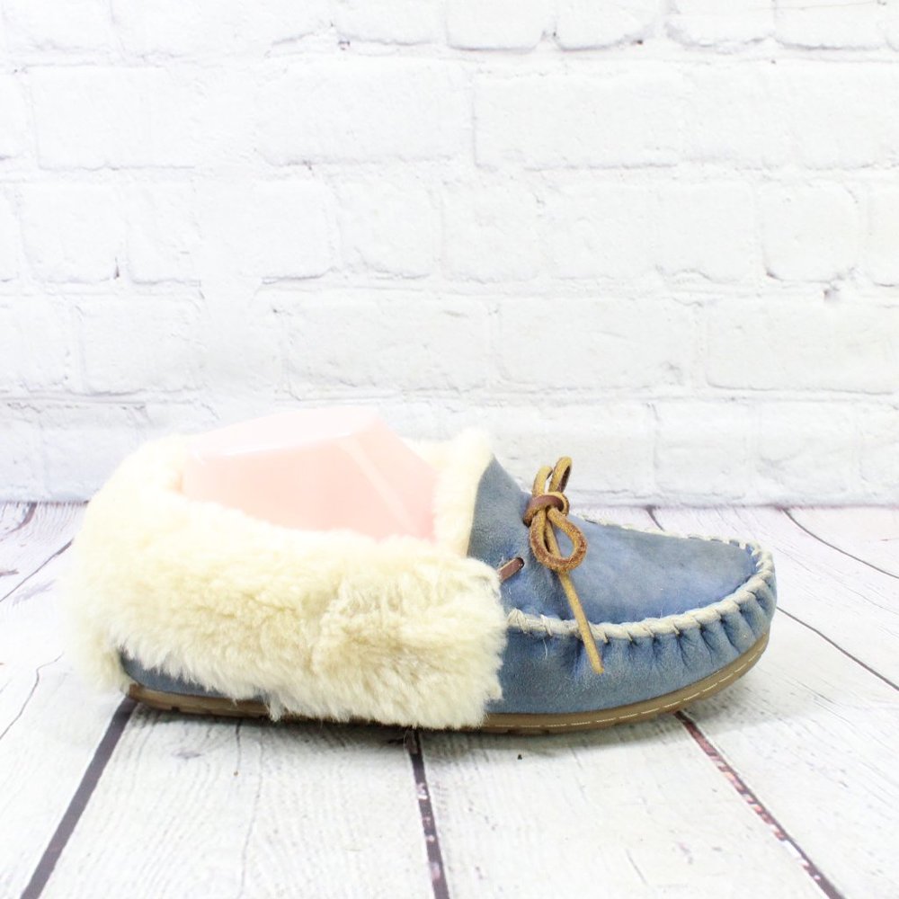 LL BEAN Women's Blue Shearling Lined Wicked Good Moccasin Slippers Size 7 M - Picture 1 of 10